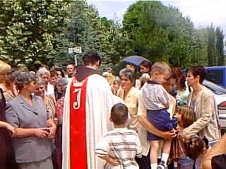 13. lipnja 2000, Sveti Ante, ljubljenje monika sv. Ante